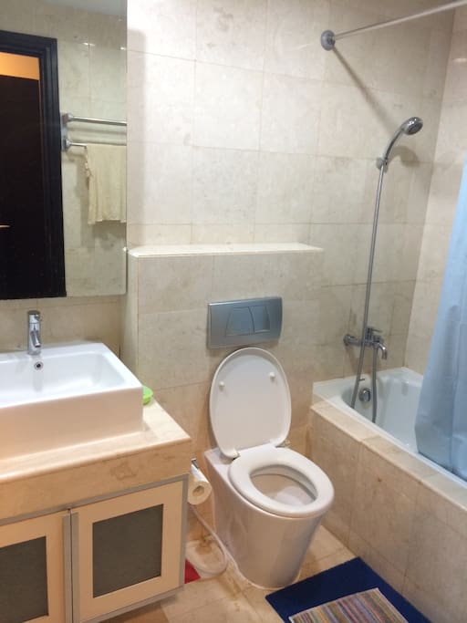 Master Bathroom (in Master Bedroom)