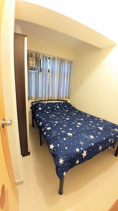 Room 1 - Double Bed (6 x 4.5 feet) for 2 persons