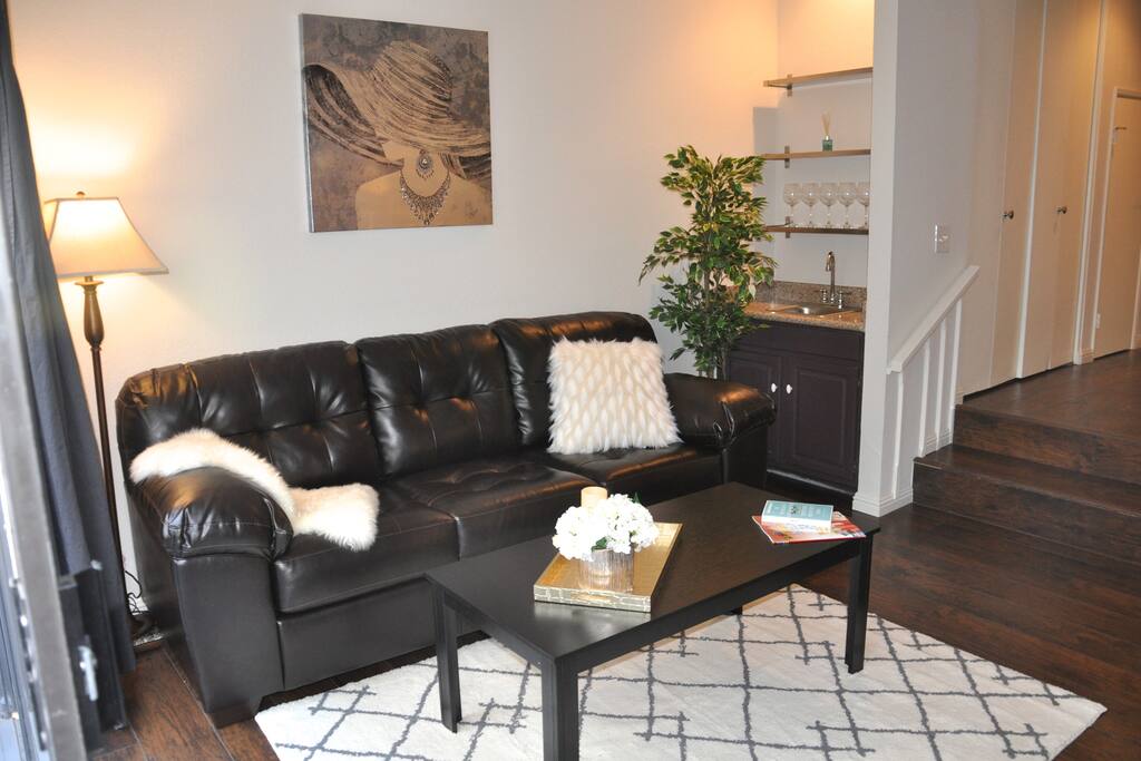 Relax and enjoy the convenience of mini bar for easy access for drinks