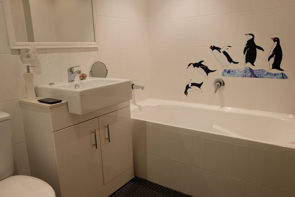 Main Bathroom