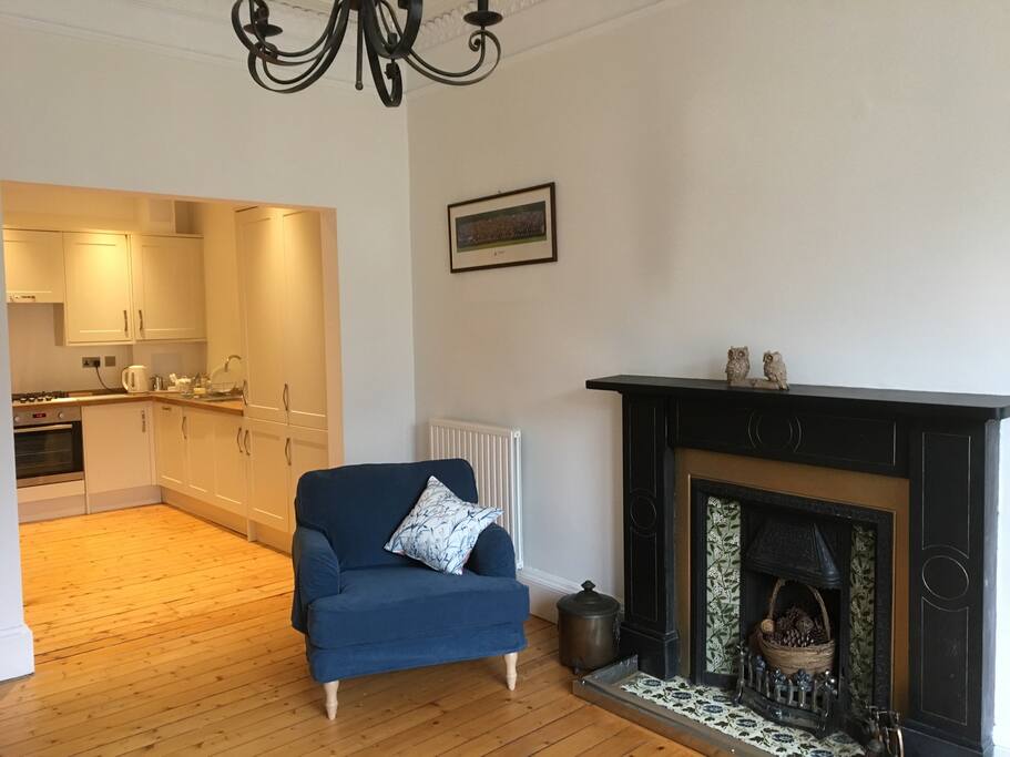 Lounge and kitchen