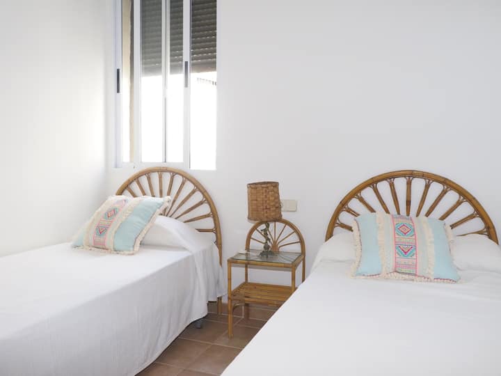 Chambre double
Chambre avec deux lits simples