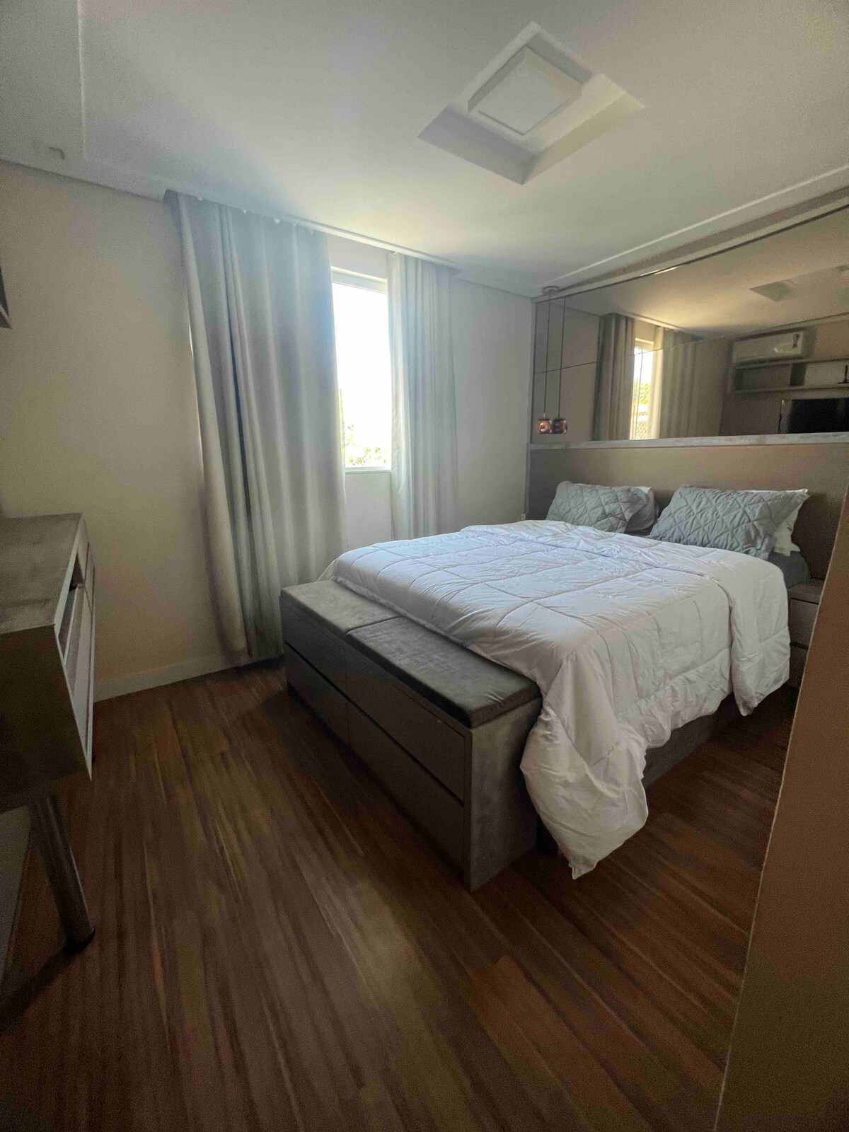 Апартман со паметен телевизор со клима уред