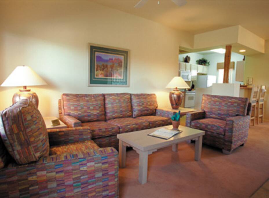 This picture does not show the specific unit being rented. The unit rented will be based on which units are available upon check-in. These pictures are meant to show the property and an example of the room style and décor.