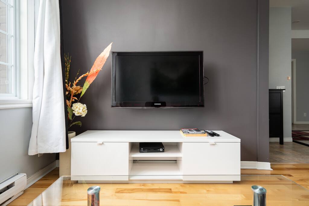 TV