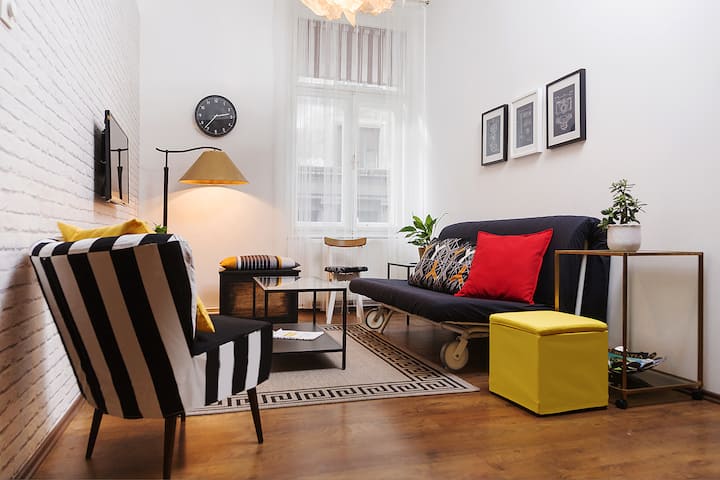 City Center, 3 Bedrooms + Living Room - Zagreb