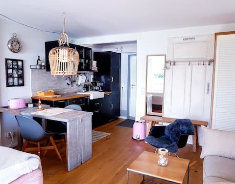 Seafront apartment 