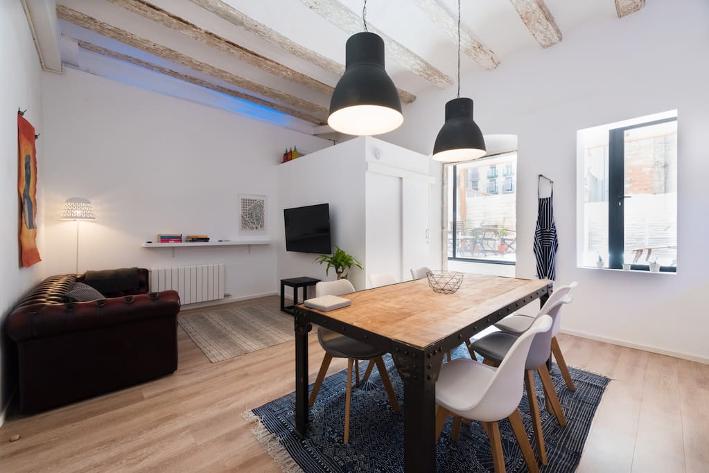 It fits up to eight people in two bedrooms and two sofa beds.