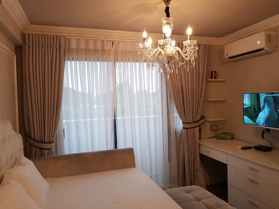 Enjoy our entertainment comes with a cable tv, Highspeed internet wifi to stream videos or cast videos using google chromecast. We also have an HDMI cable and dvd player stored at the 3rd drawer.