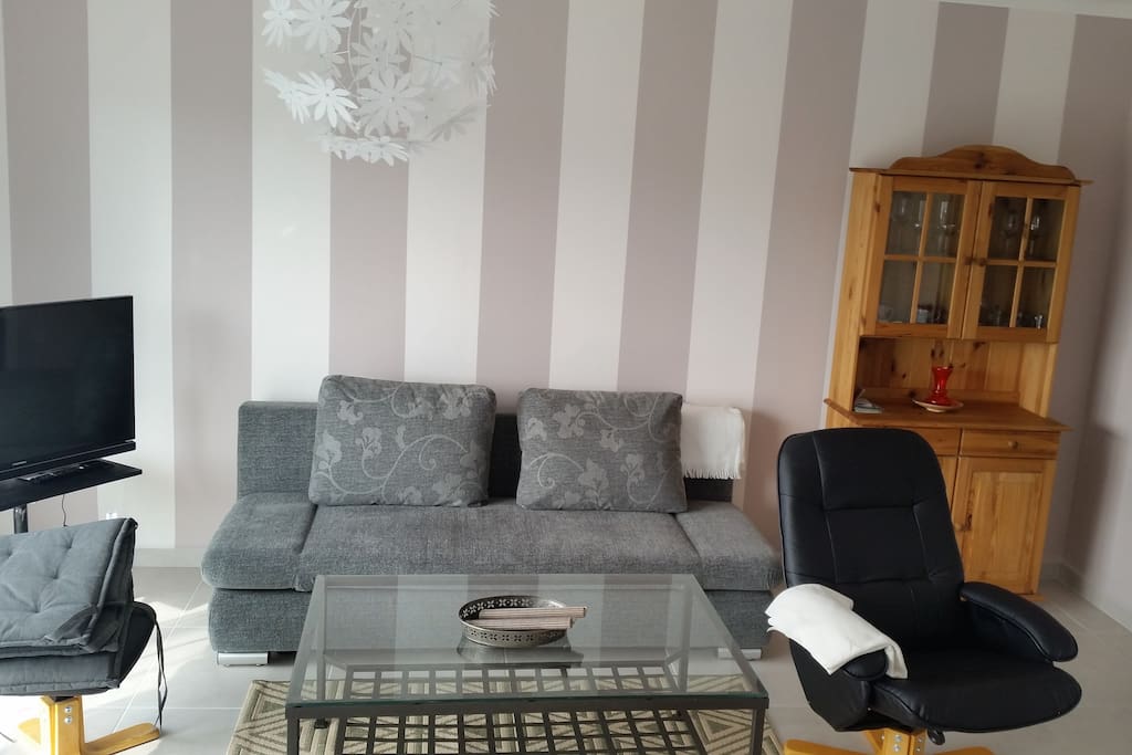 Wohnzimmer / living room