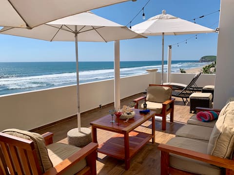 Popular Airbnb listing: CostaBonita Beachfront Family Condo in Mazatlán