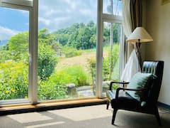Relaxing+house+by+Lake+Toya