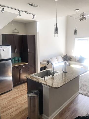 Airbnb 4330 Westmont Dr Vacation Rentals Places To