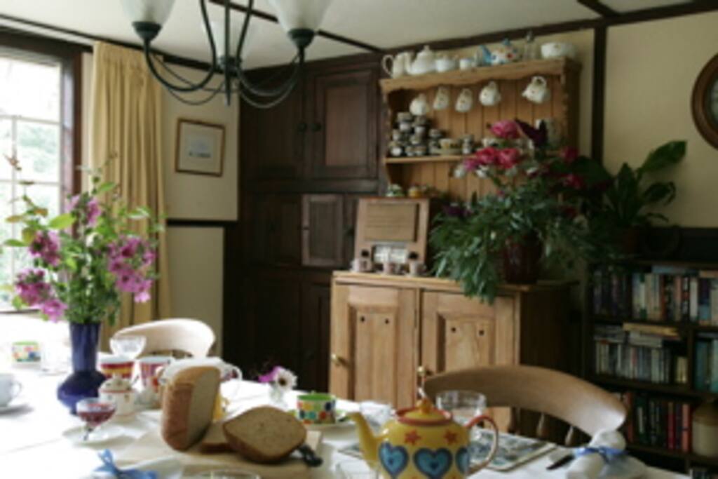 Breakfast Room