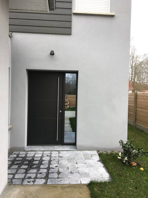 Un petit aperçu de l'extérieur de la maison