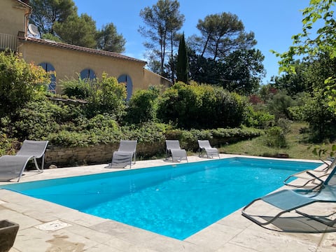 Villa next to the Luberon Golf Course