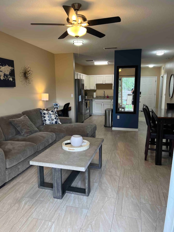 3 Bedroom Condo Free Parking & Wifi Daytona Beach - Daytona Beach