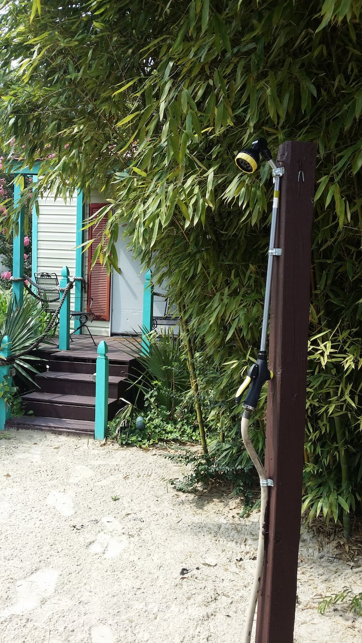 paradise outdoor living forest lake on Paradise Found Mermaid Cabana Bungalows For Rent In Rolesville North Carolina United States