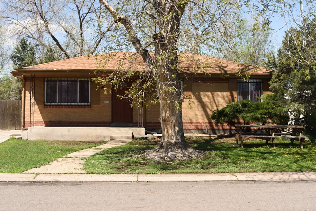 Front House Center