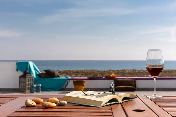 Belvedere Beachfront Villa in Rhodes gallery image 4