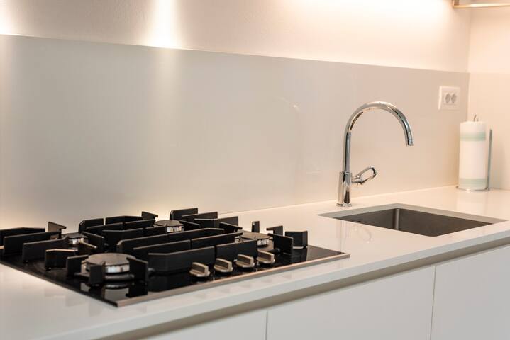 Oltrarno Garden – Modern and Quaint 2 bedroom gallery image 2