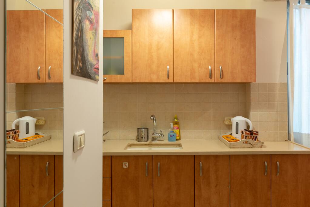 A fully equipped kitchen