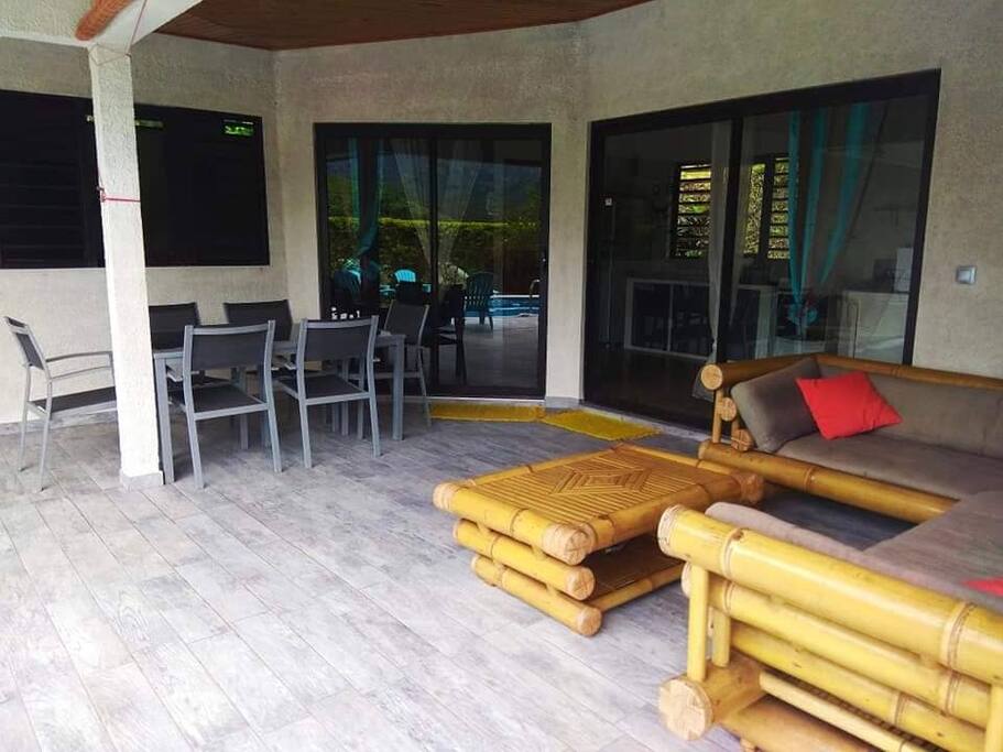 Terrasse couverte