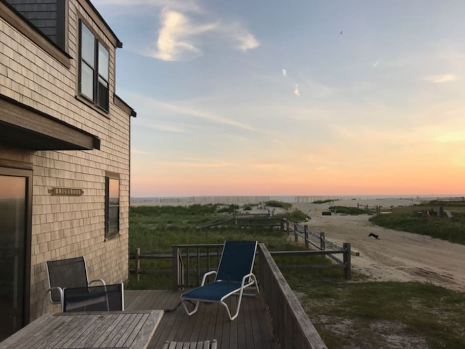 Front deck view to the ocean