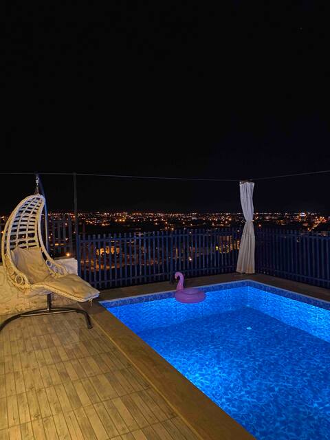 Luxury Holiday Villa