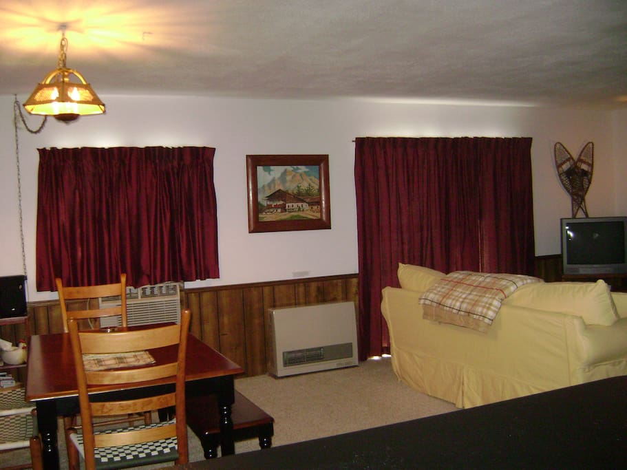 sofa pulls out for two