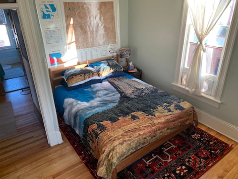 Historic 2nd Floor Downtown Apartment Near UW.