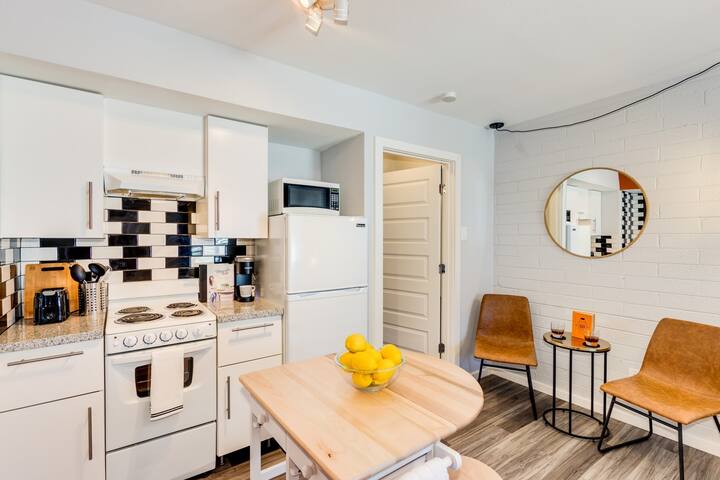 Bluu Door managed Airbnb listing 3