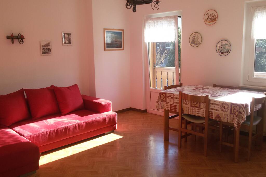 soggiorno con accesso alla terrazza