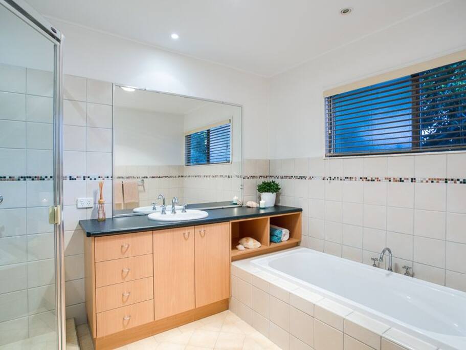 Main bathroom