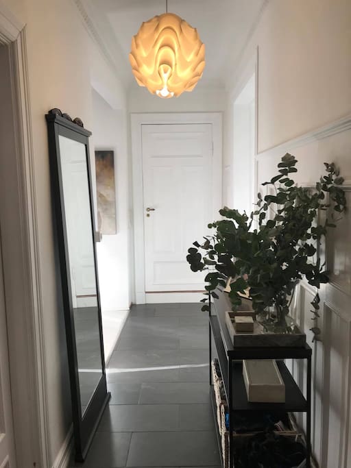 Entrance / hallway
