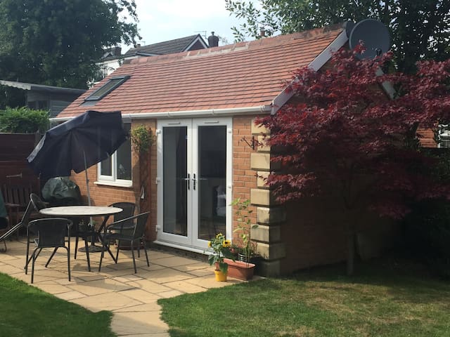 Cosy Studio for two Ramsbottom