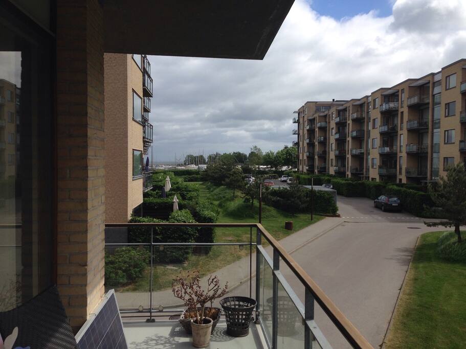 View to the see - 1 of 2 balcony's