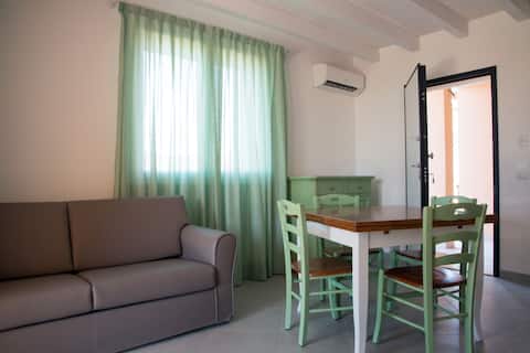 Popular Airbnb listing: Bright three-room apartment on the beach - parking in Scarlino