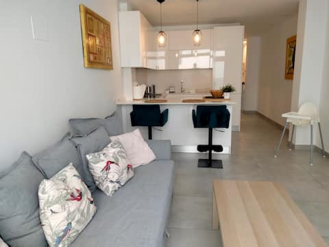 Top performing Airbnb: Playa Las Canteras Apartment in Las Palmas De Gran Canaria