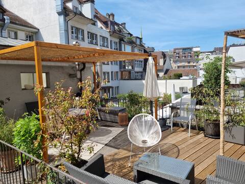 Ease in central Bern city center
