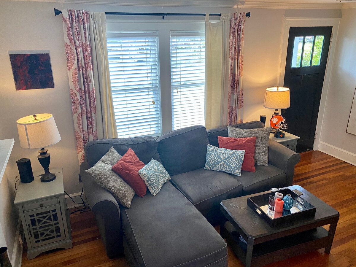 Carolina Charmer Gower Park Parkins Mill Houses for Rent in Greenville, South Carolina