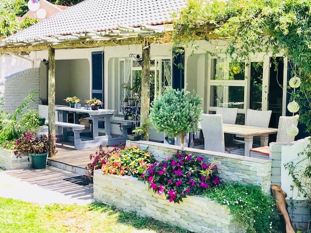 Mahogany Cottage - Uvongo
