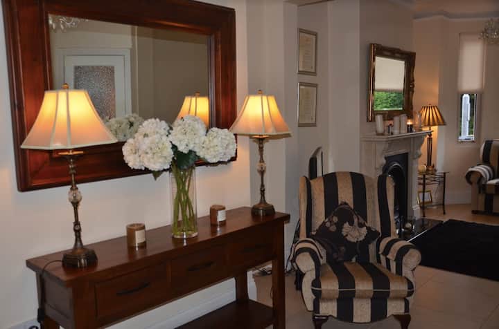 Luxury 3 Double Bed, Aviva, Ballsbridge, Dublin 4 - Dublin