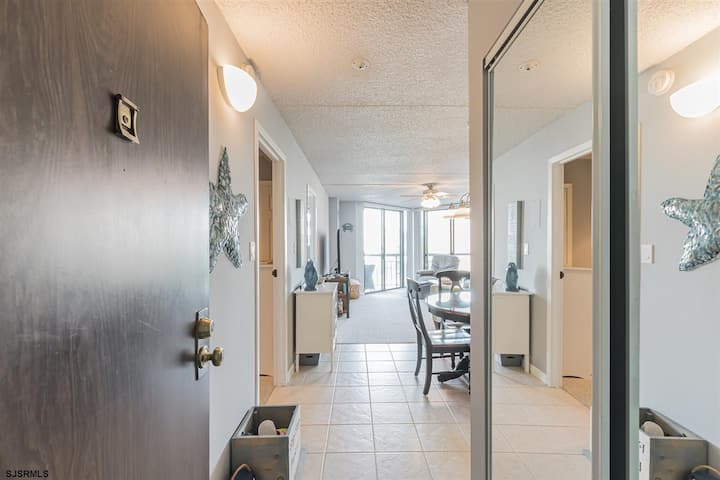 Ocean Colony Gem **Private Boardwalk Entrance** - Ocean City, NJ