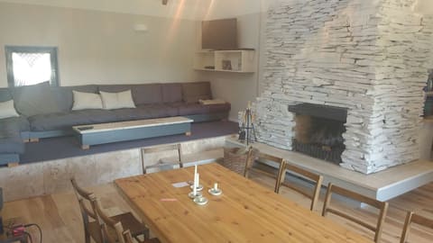 Top Airbnb: Large thatched-roof house on the Baltic Sea in Börgerende Rethwisch
