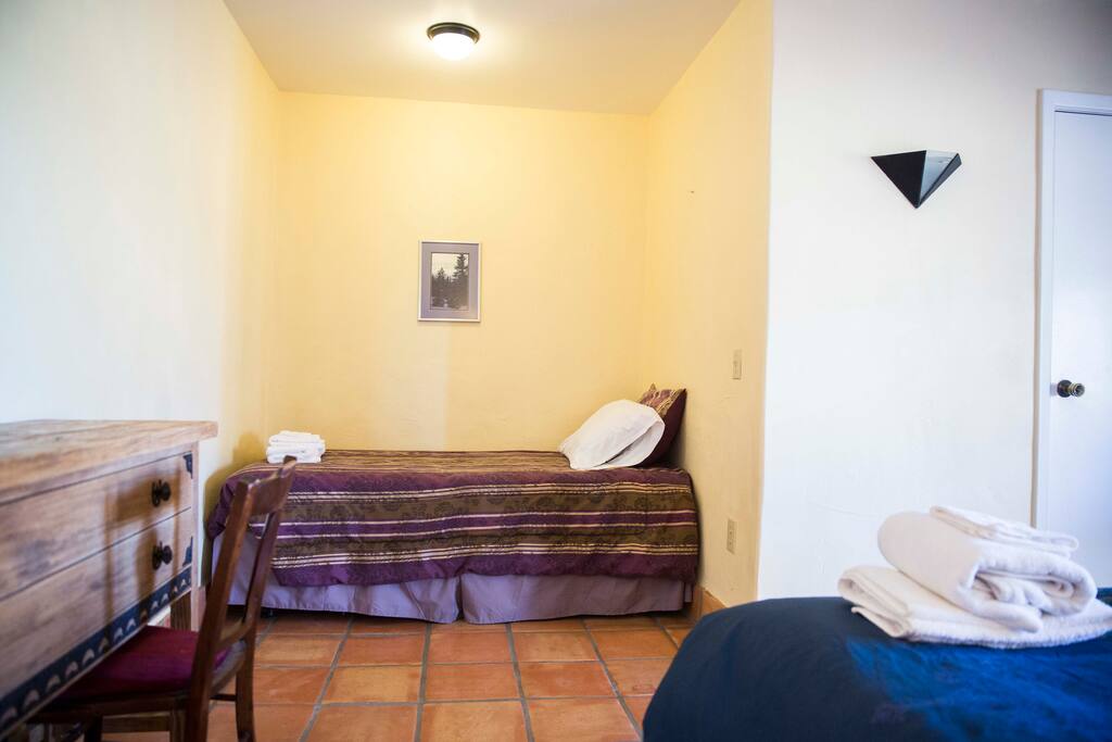 twin bed