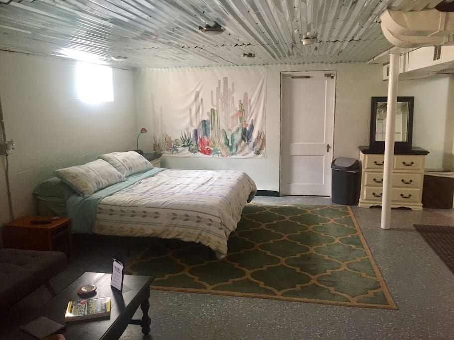 King size bed