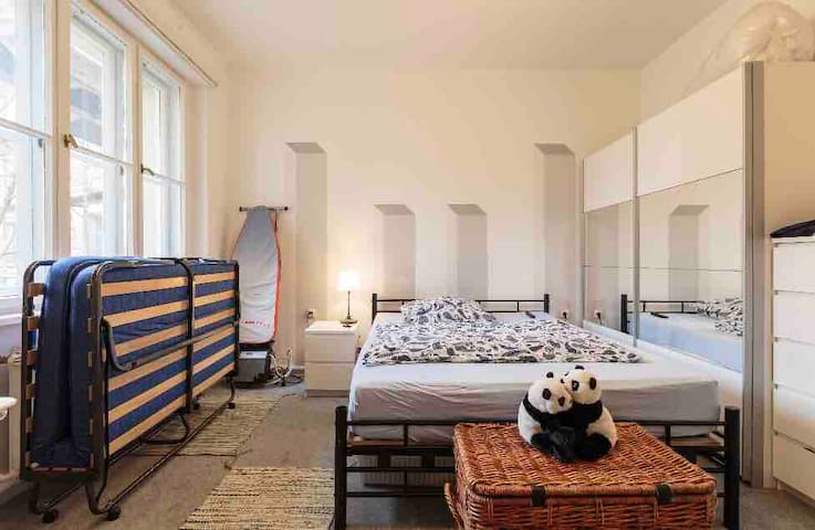 City near Kurfürstendamm 5* Room/ Wi-Fi/Breakfast