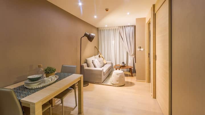 Private and Nice Room Center of Bangkok SilomSoi 3