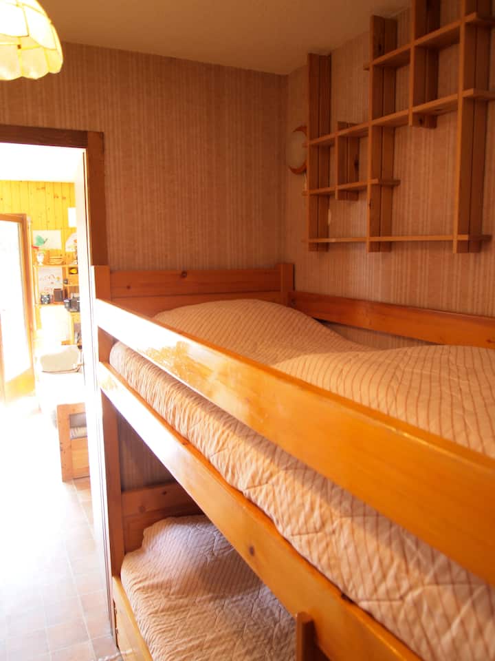 מיטות קומתיים